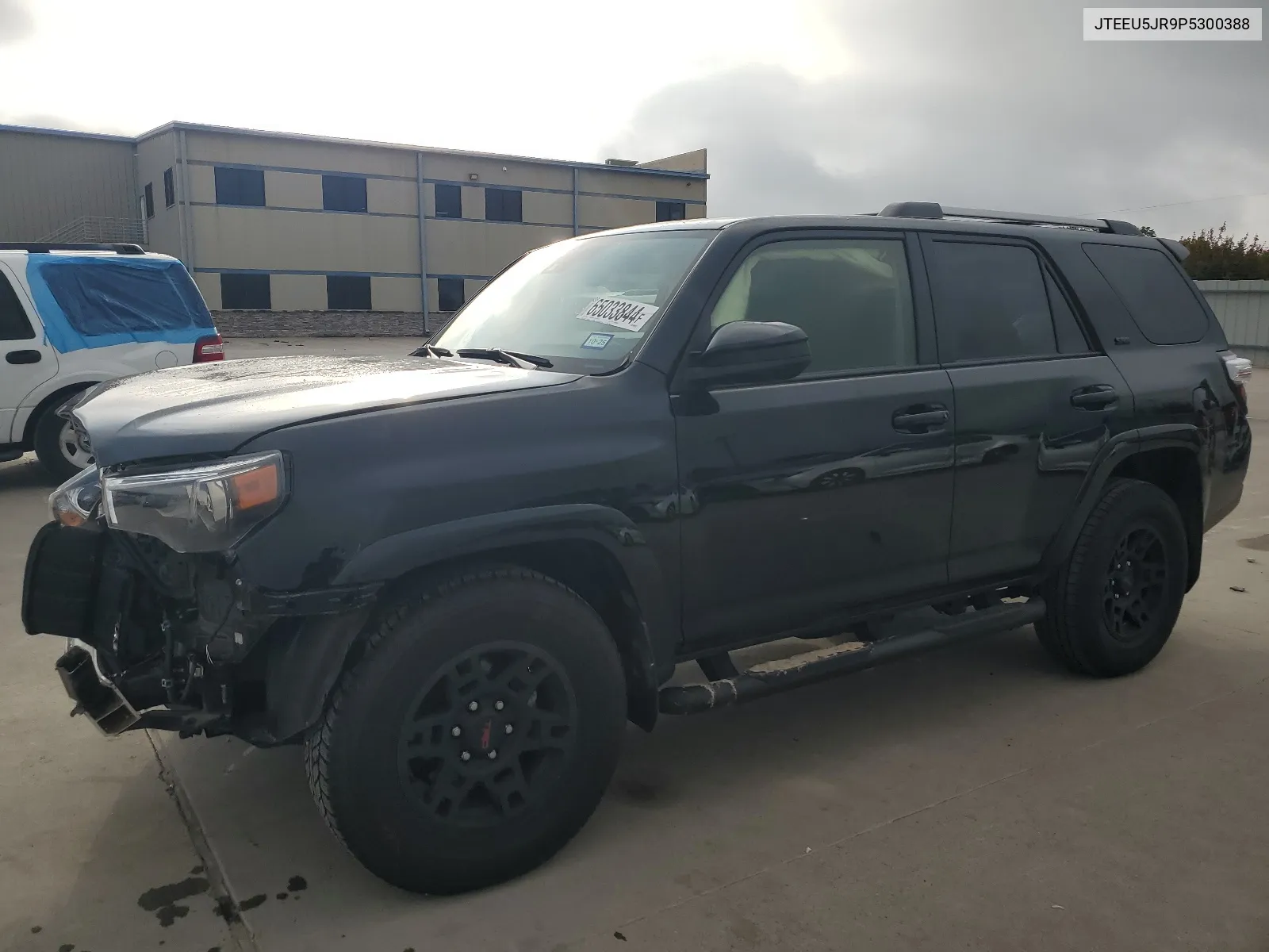 JTEEU5JR9P5300388 2023 Toyota 4Runner Sr5