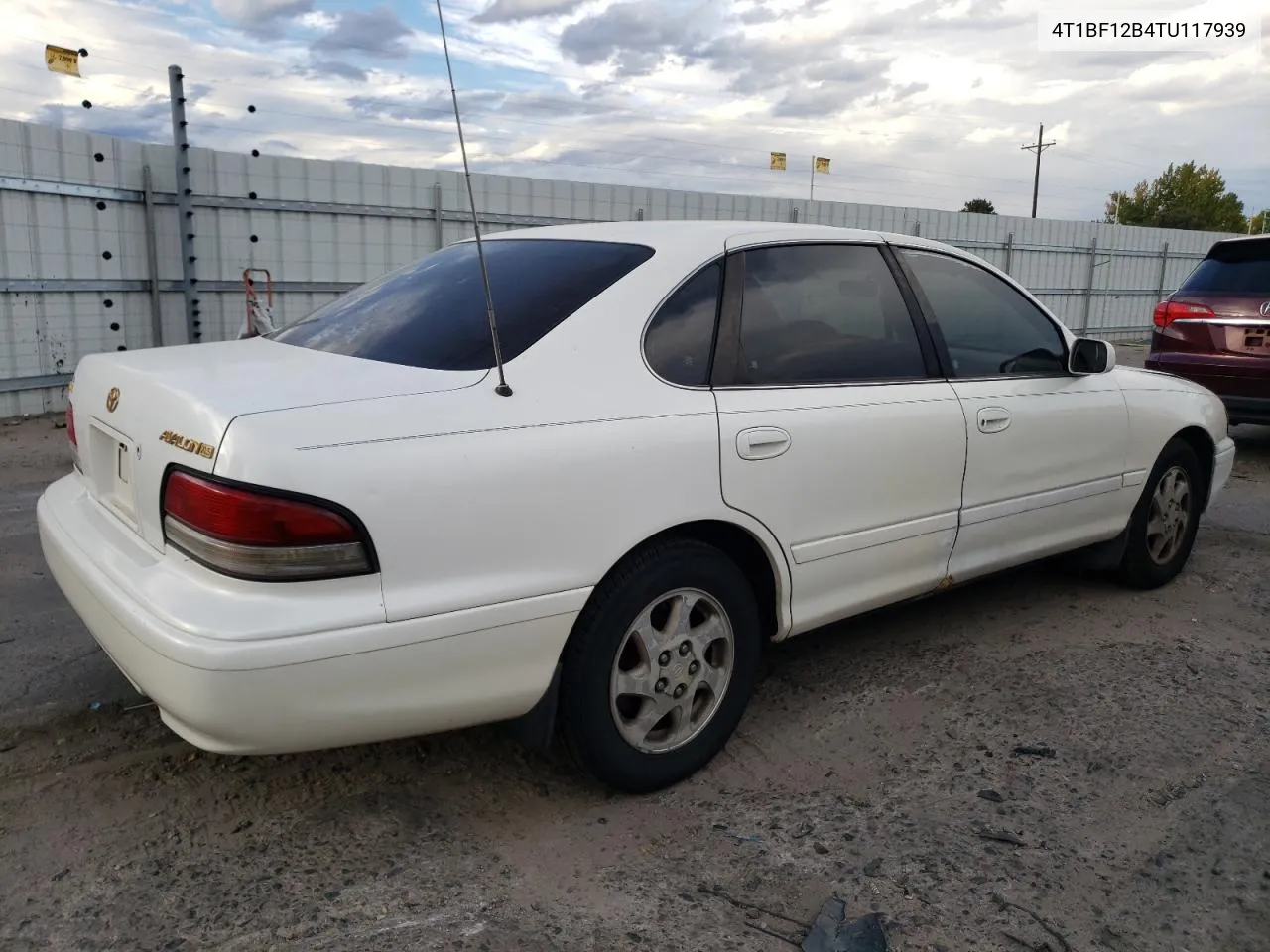 1996 Toyota Avalon Xl VIN: 4T1BF12B4TU117939 Lot: 76801224