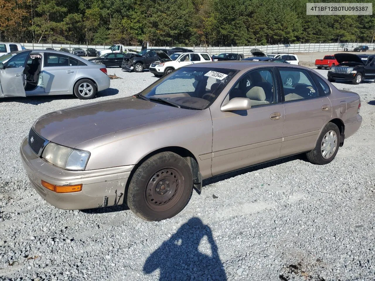 1996 Toyota Avalon Xl VIN: 4T1BF12B0TU095387 Lot: 77102644