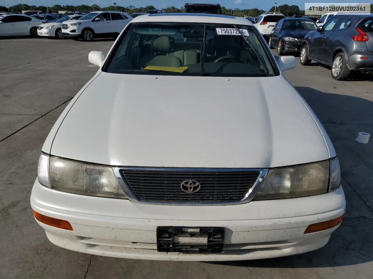 1997 Toyota Avalon Xl VIN: 4T1BF12B0VU202361 Lot: 75037284