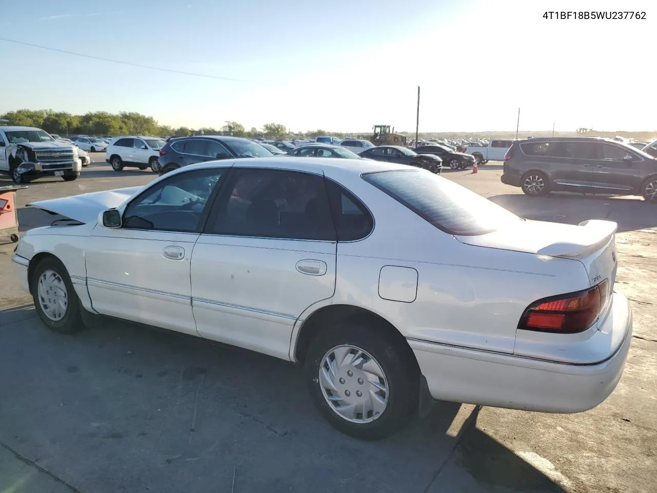 1998 Toyota Avalon Xl VIN: 4T1BF18B5WU237762 Lot: 68848724