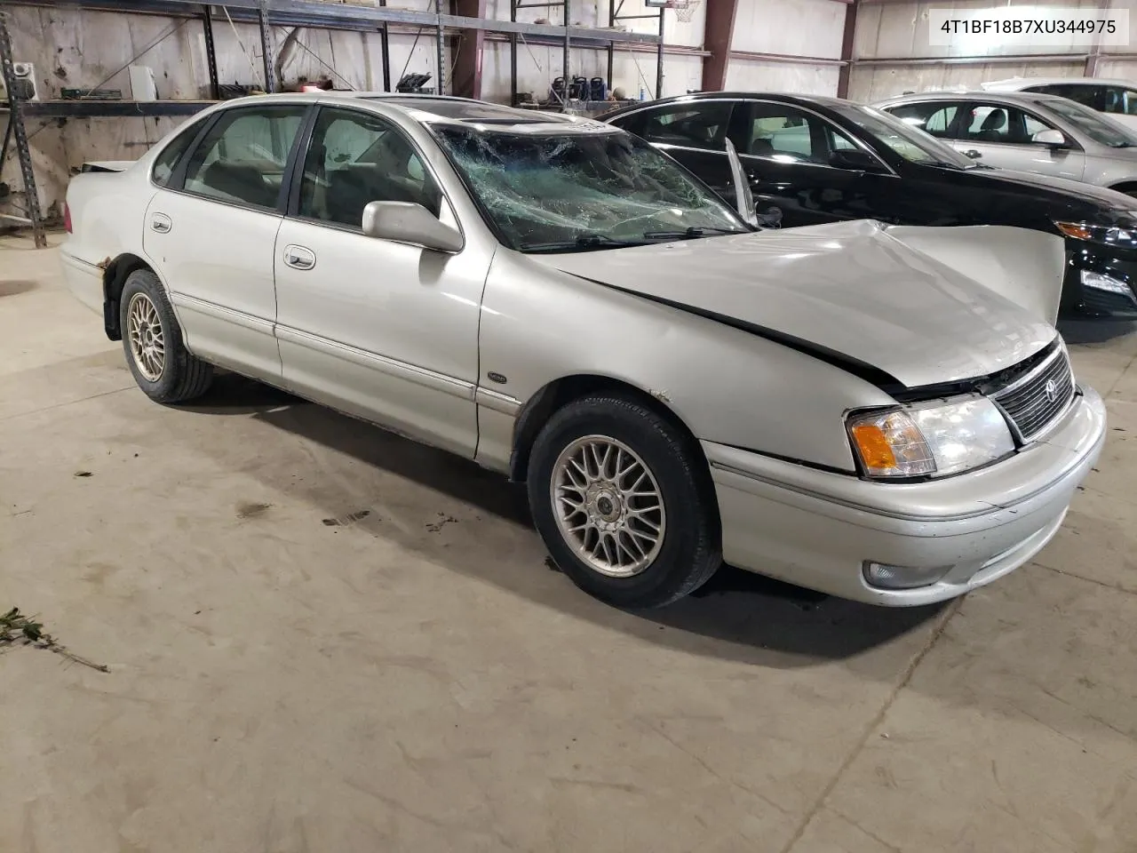 1999 Toyota Avalon Xl VIN: 4T1BF18B7XU344975 Lot: 67690434