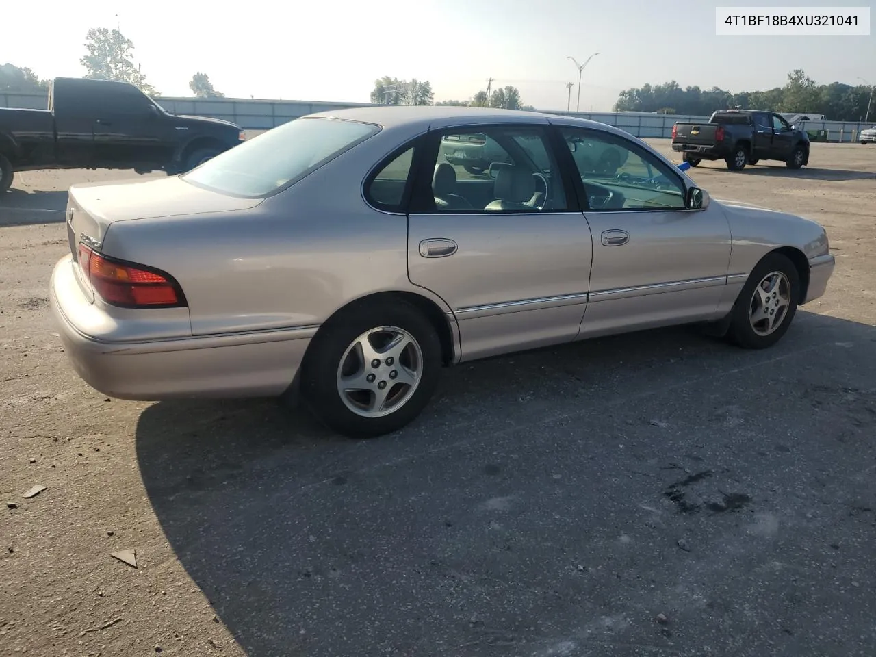 1999 Toyota Avalon Xl VIN: 4T1BF18B4XU321041 Lot: 68423804