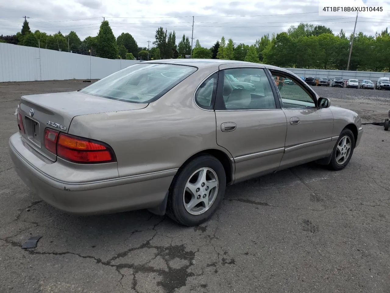 1999 Toyota Avalon Xl VIN: 4T1BF18B6XU310445 Lot: 69044734