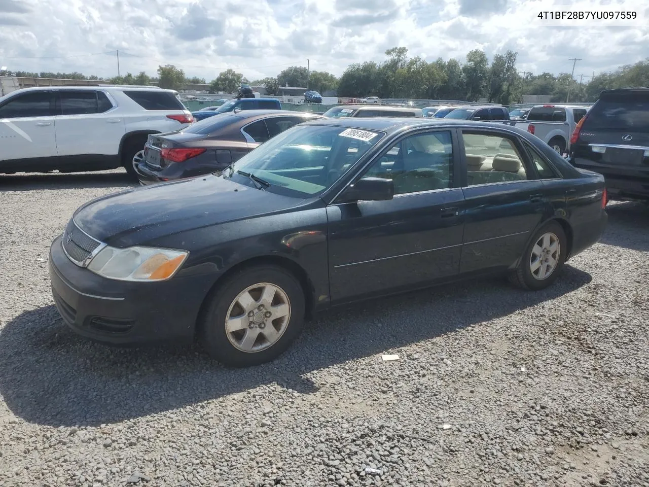 2000 Toyota Avalon Xl VIN: 4T1BF28B7YU097559 Lot: 70951804