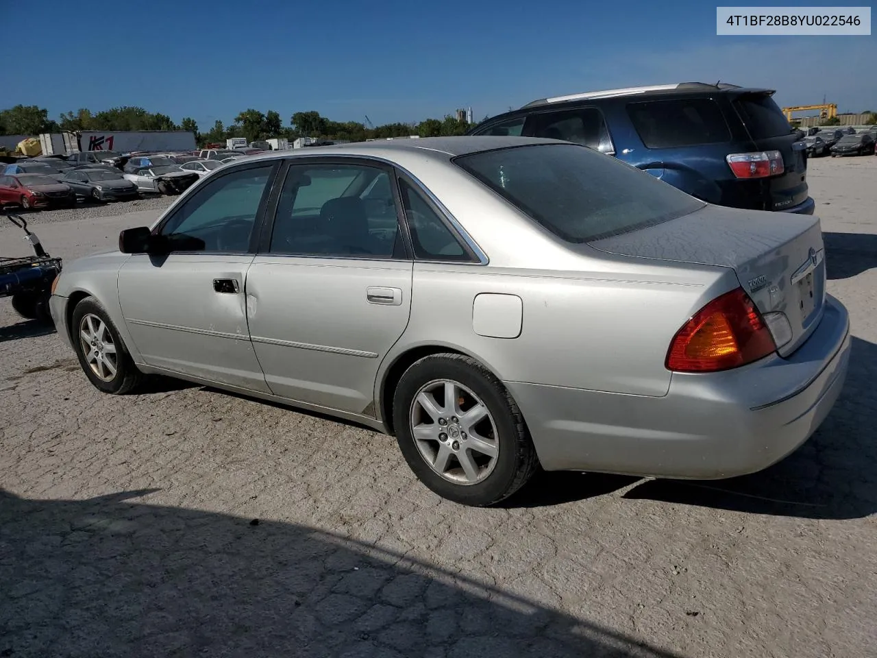 2000 Toyota Avalon Xl VIN: 4T1BF28B8YU022546 Lot: 71472034