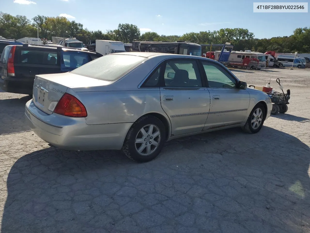 2000 Toyota Avalon Xl VIN: 4T1BF28B8YU022546 Lot: 71472034