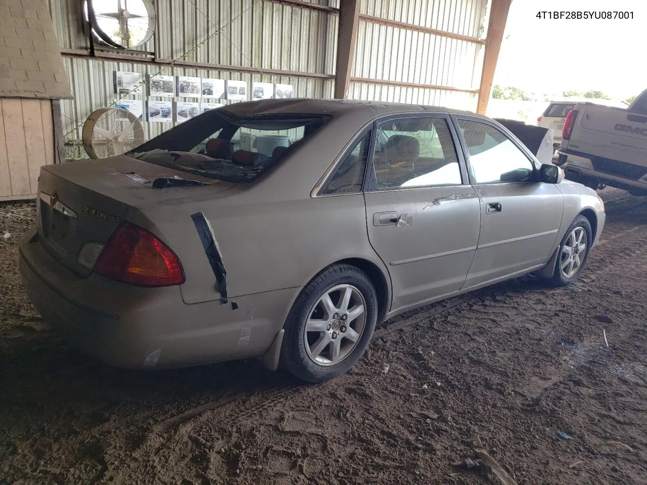 2000 Toyota Avalon Xl VIN: 4T1BF28B5YU087001 Lot: 72429674