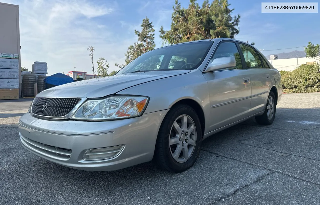 2000 Toyota Avalon Xl VIN: 4T1BF28B6YU069820 Lot: 75958094