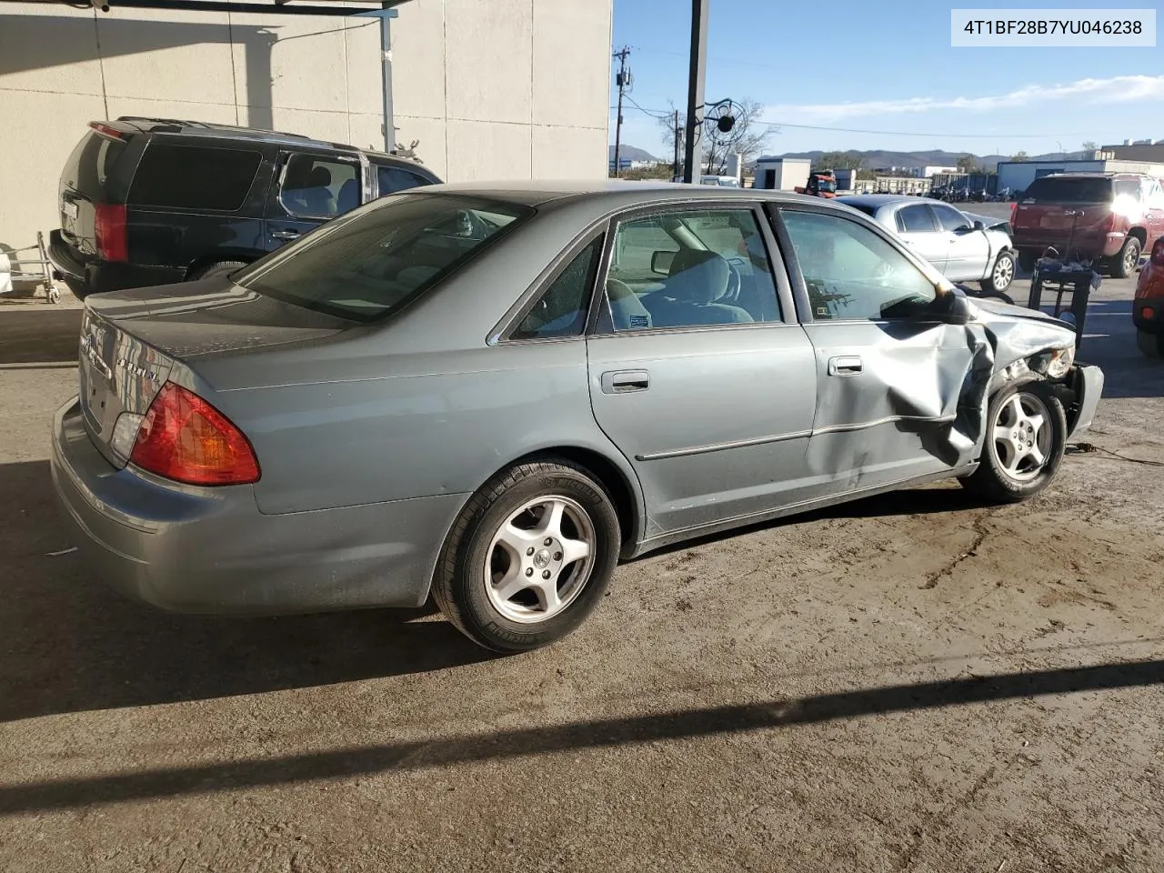 2000 Toyota Avalon Xl VIN: 4T1BF28B7YU046238 Lot: 77665714