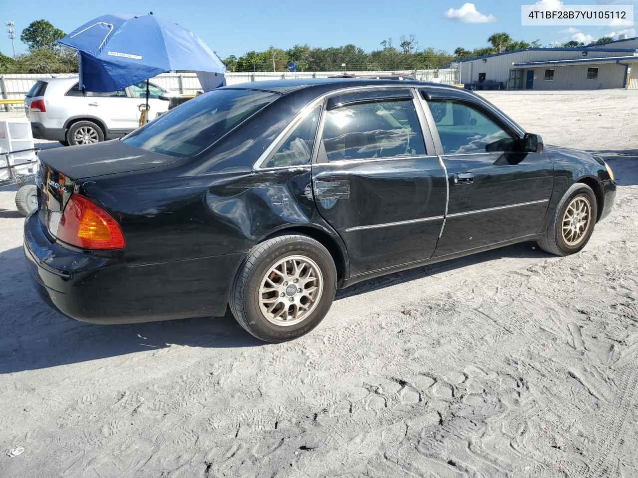 2000 Toyota Avalon Xl VIN: 4T1BF28B7YU105112 Lot: 77979064