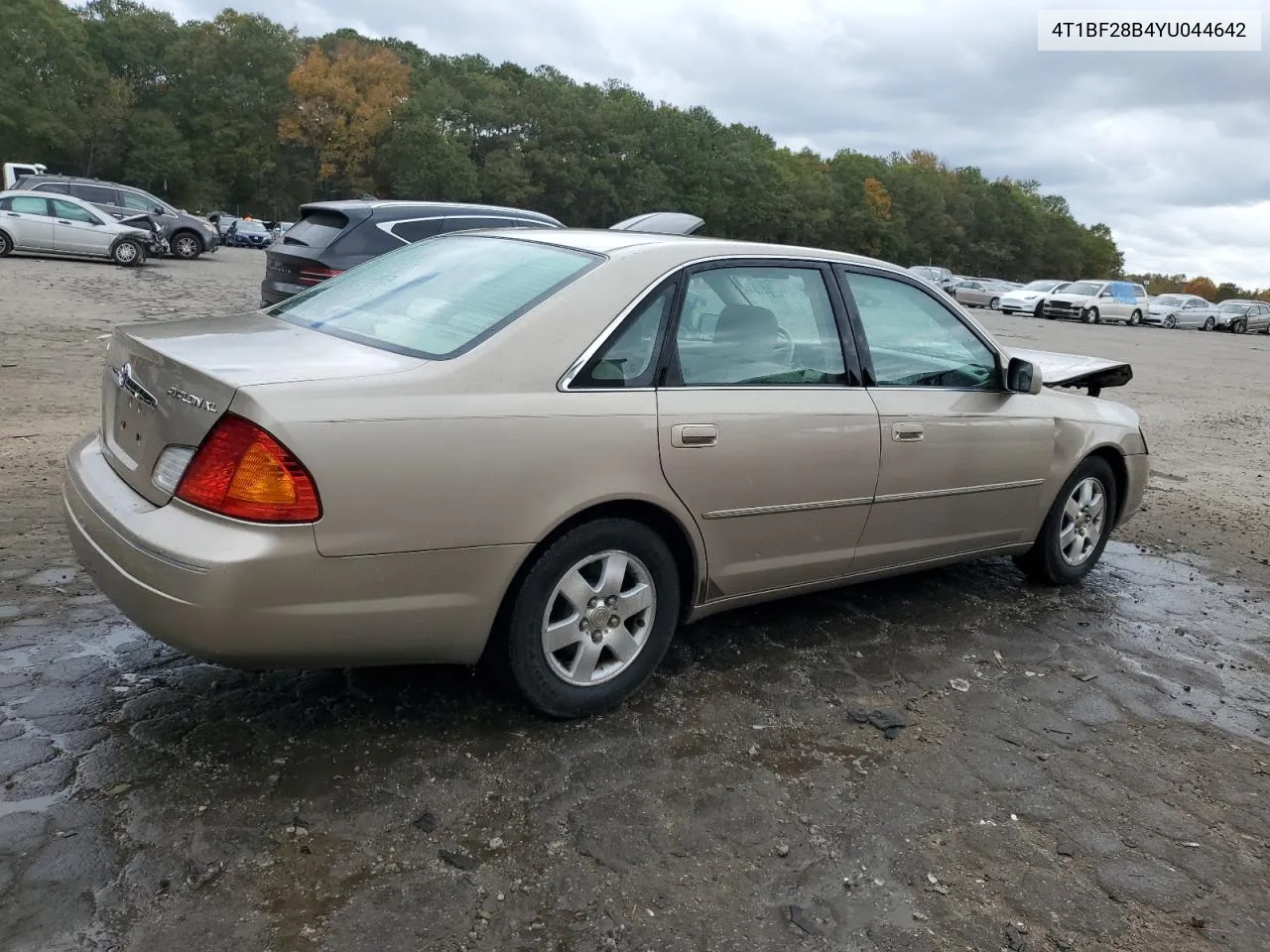 2000 Toyota Avalon Xl VIN: 4T1BF28B4YU044642 Lot: 78304554