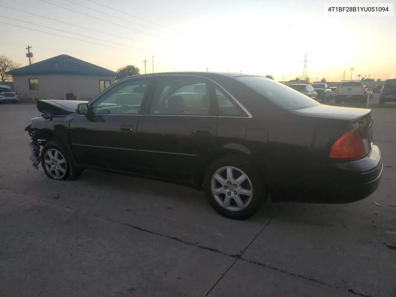 2000 Toyota Avalon Xl VIN: 4T1BF28B1YU051094 Lot: 79066414