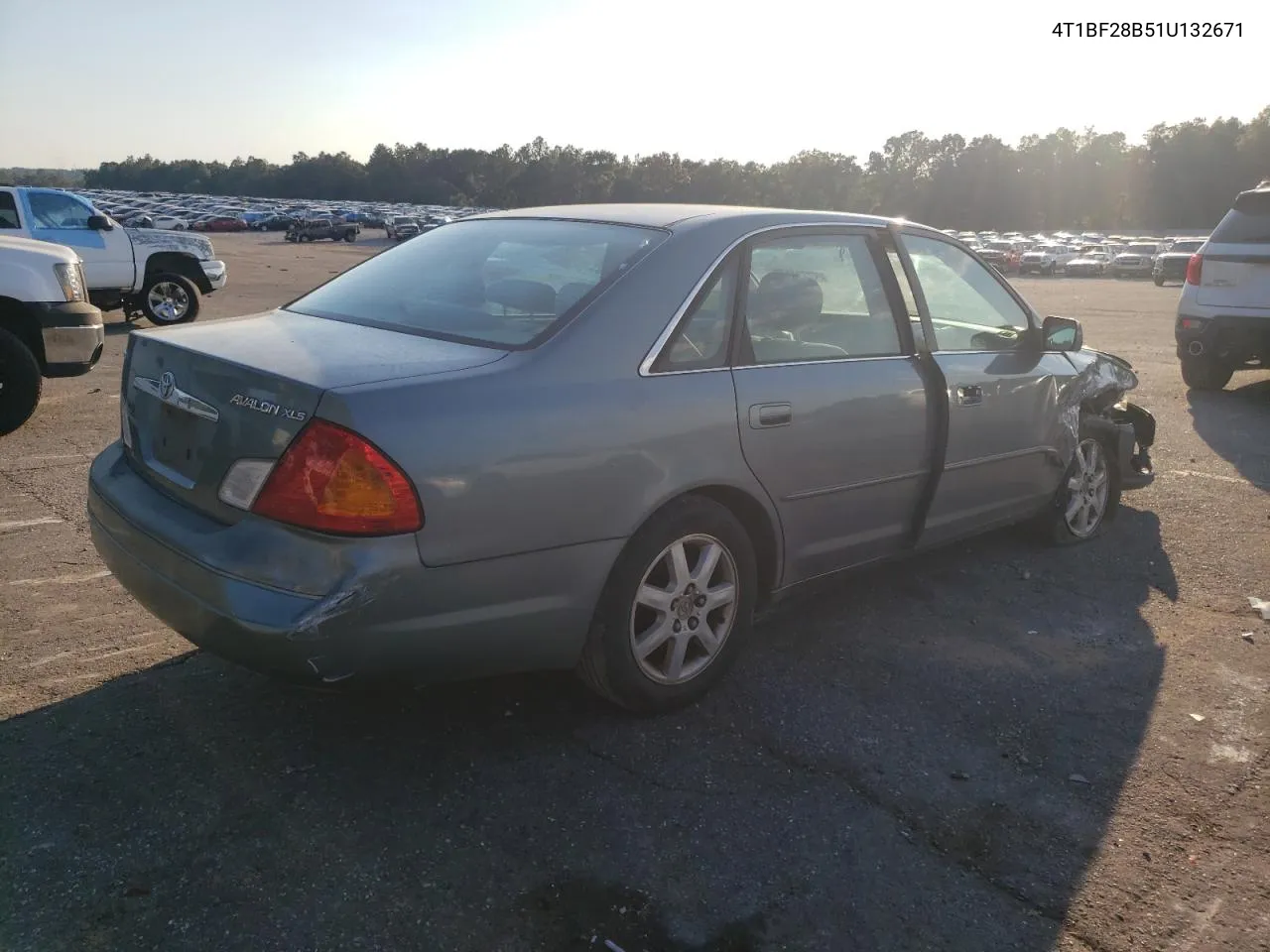 2001 Toyota Avalon Xl VIN: 4T1BF28B51U132671 Lot: 77917124