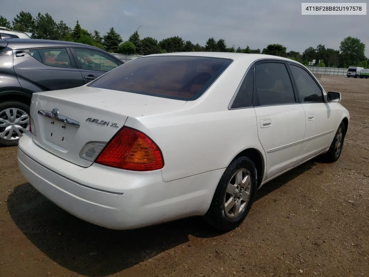 4T1BF28B82U197578 2002 Toyota Avalon Xl