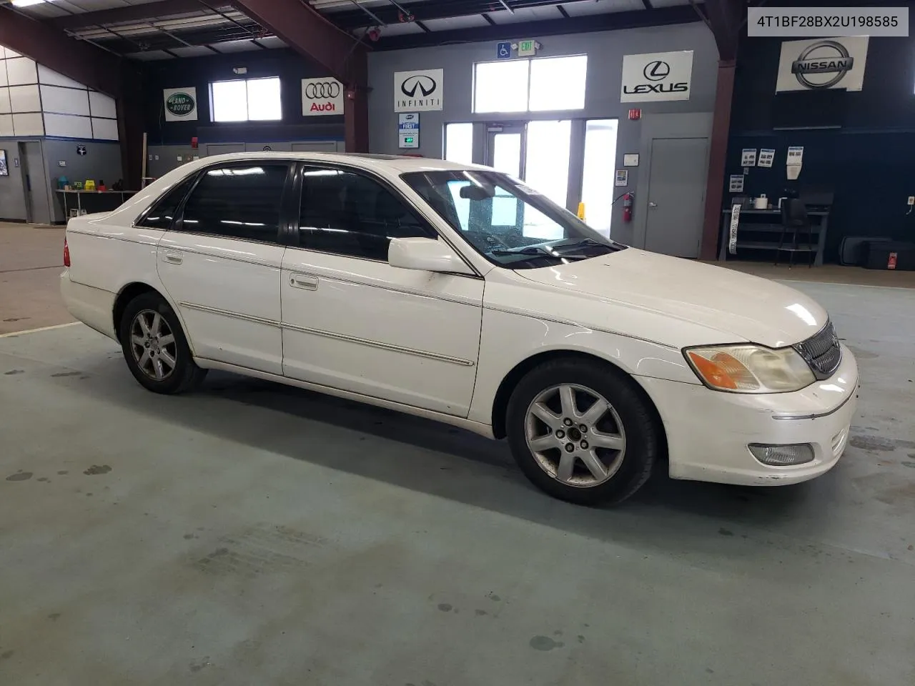 2002 Toyota Avalon Xl VIN: 4T1BF28BX2U198585 Lot: 73094754