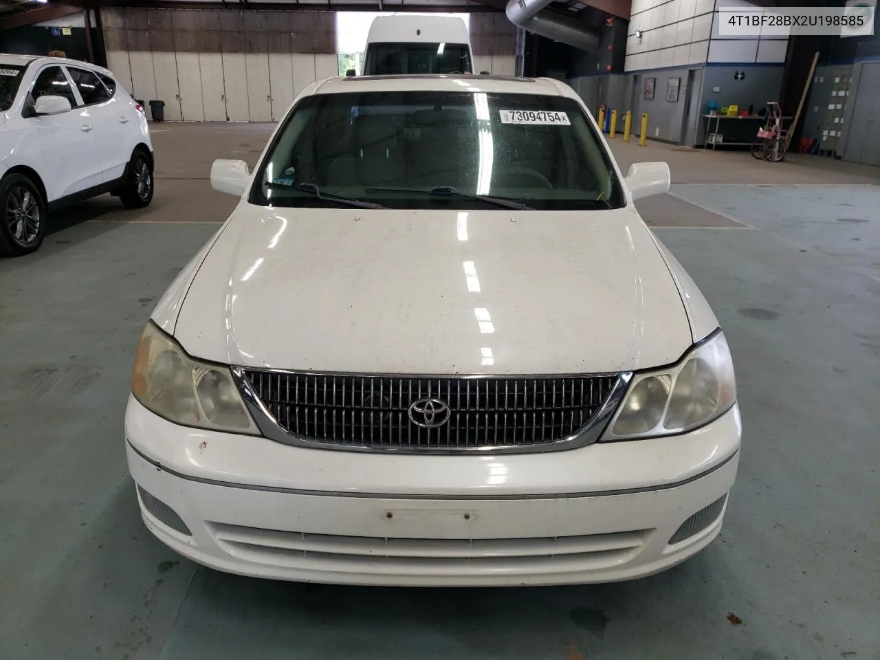 2002 Toyota Avalon Xl VIN: 4T1BF28BX2U198585 Lot: 73094754