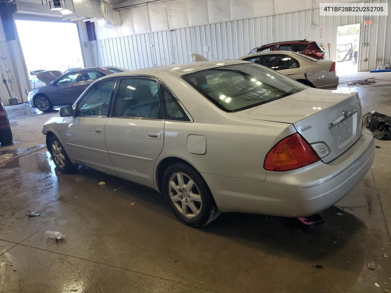 2002 Toyota Avalon Xl VIN: 4T1BF28B22U252705 Lot: 77564944