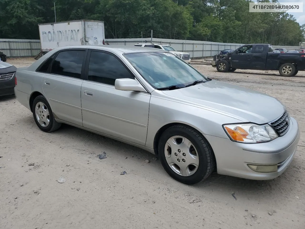 2004 Toyota Avalon Xl VIN: 4T1BF28B94U380670 Lot: 59102494