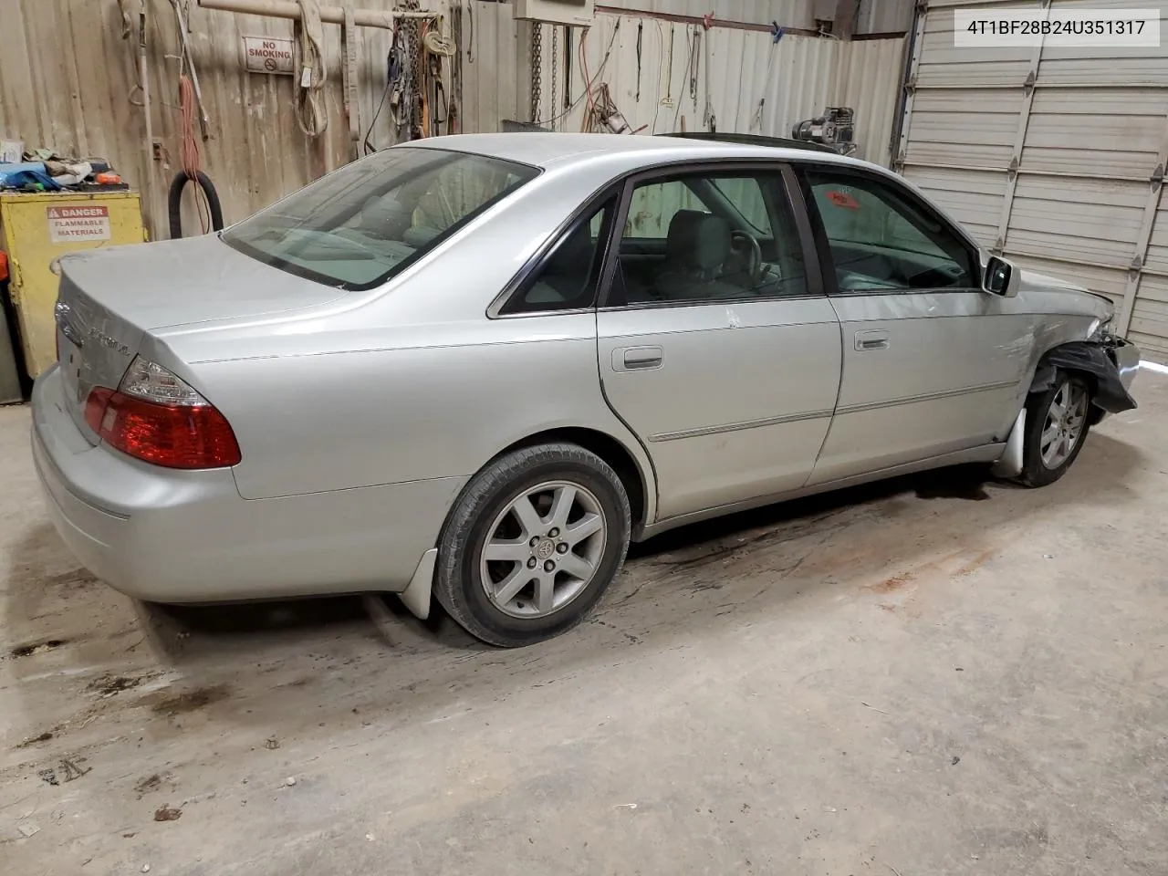 2004 Toyota Avalon Xl VIN: 4T1BF28B24U351317 Lot: 63811584