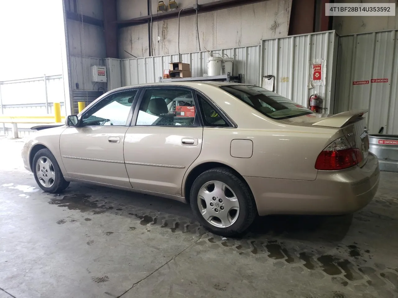 2004 Toyota Avalon Xl VIN: 4T1BF28B14U353592 Lot: 72441794