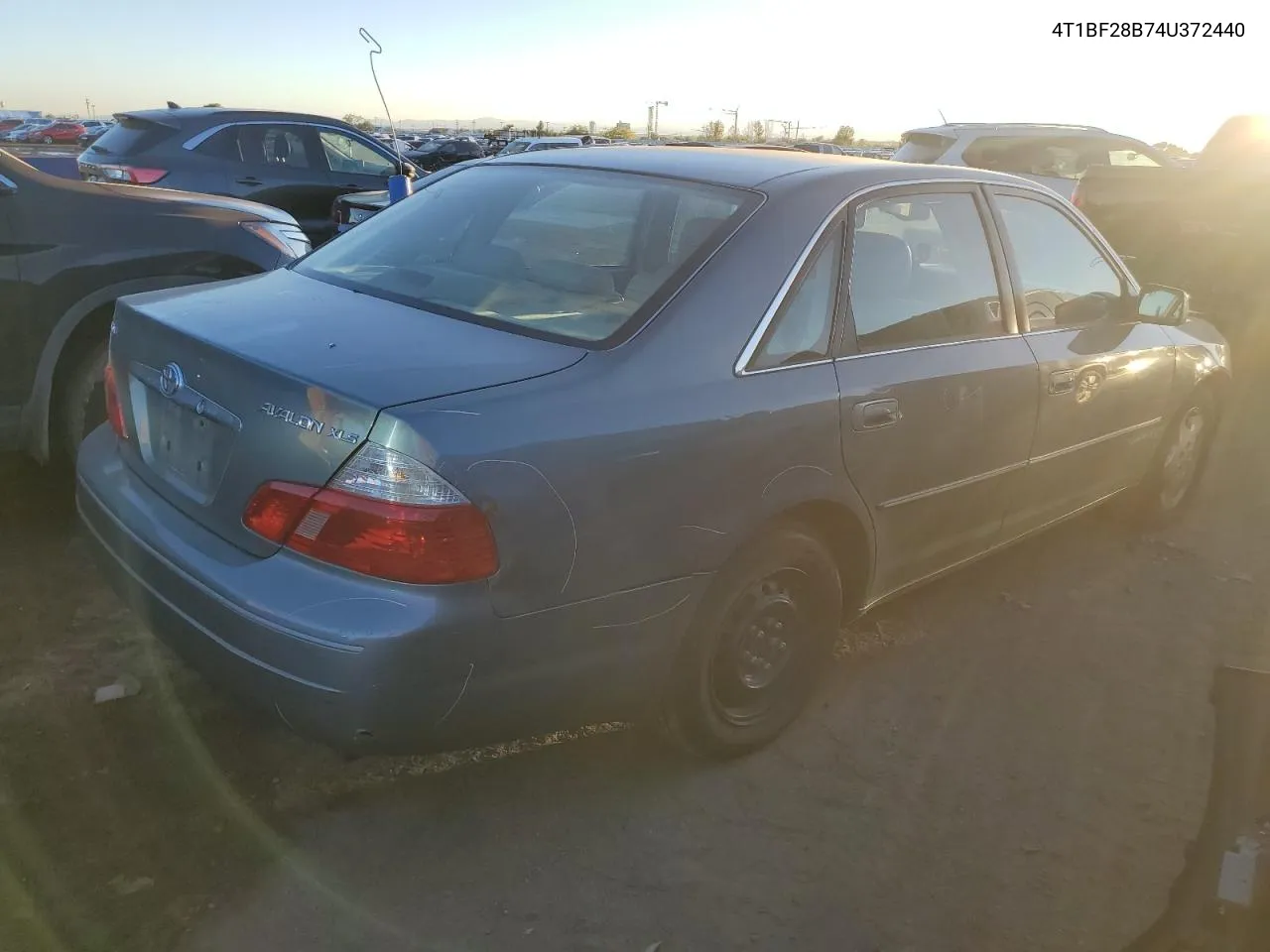 2004 Toyota Avalon Xl VIN: 4T1BF28B74U372440 Lot: 72996364