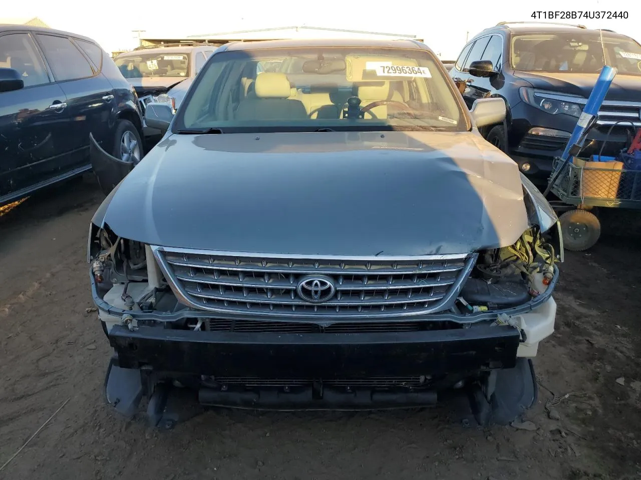 4T1BF28B74U372440 2004 Toyota Avalon Xl