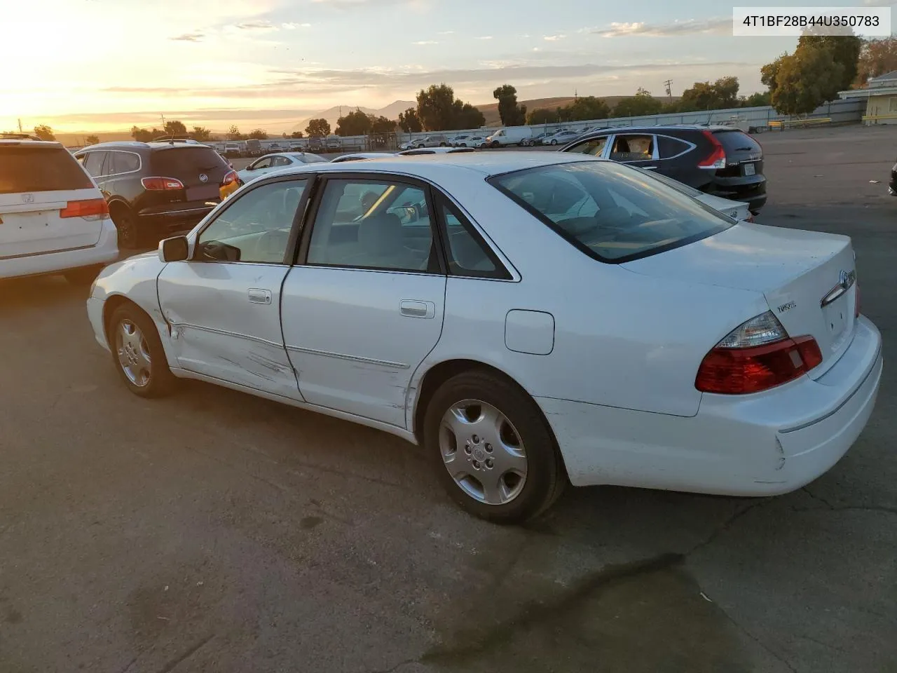 2004 Toyota Avalon Xl VIN: 4T1BF28B44U350783 Lot: 73812404