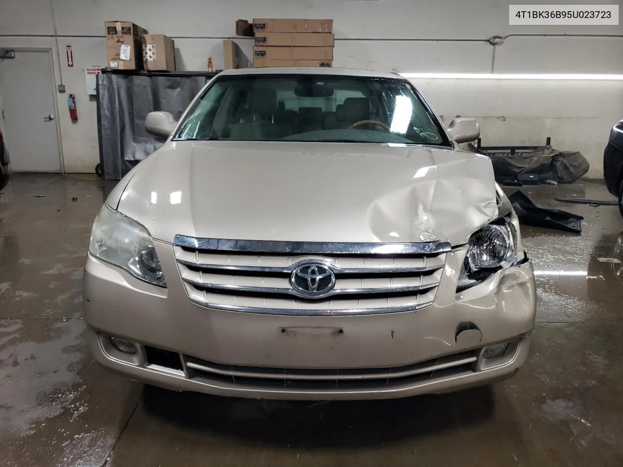 2005 Toyota Avalon Xl VIN: 4T1BK36B95U023723 Lot: 48815884