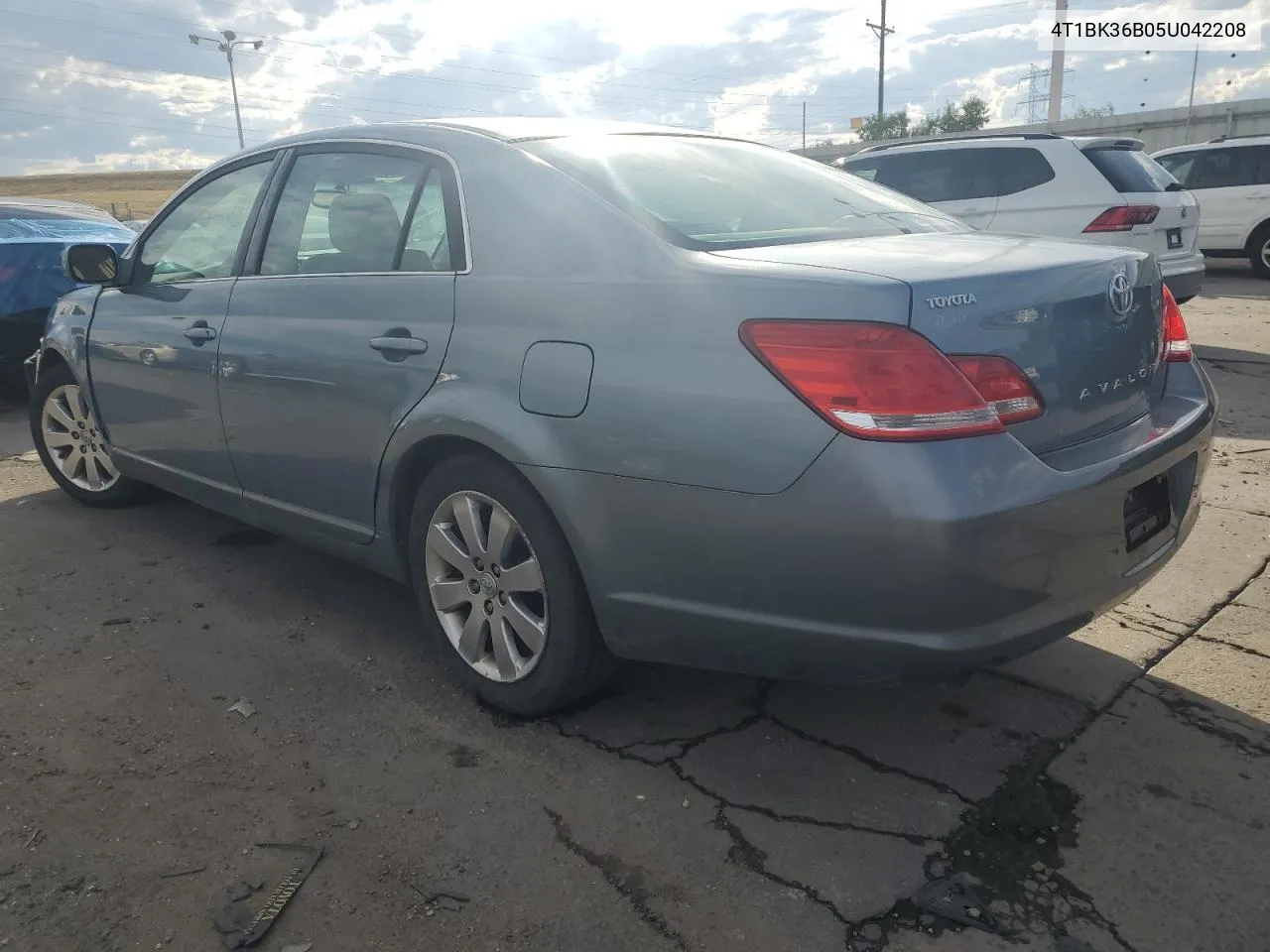 2005 Toyota Avalon Xl VIN: 4T1BK36B05U042208 Lot: 69423844