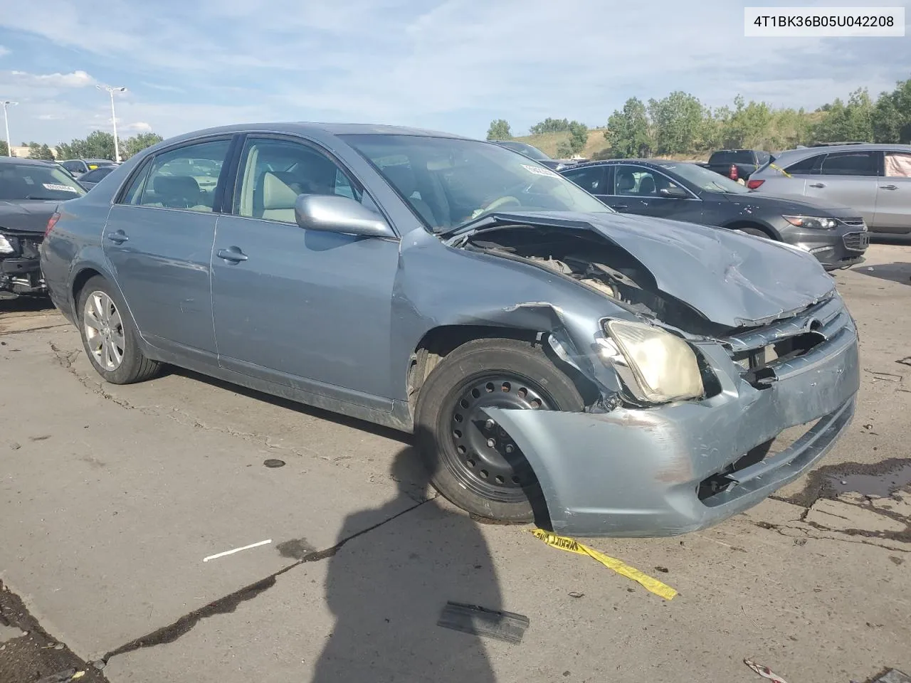 2005 Toyota Avalon Xl VIN: 4T1BK36B05U042208 Lot: 69423844