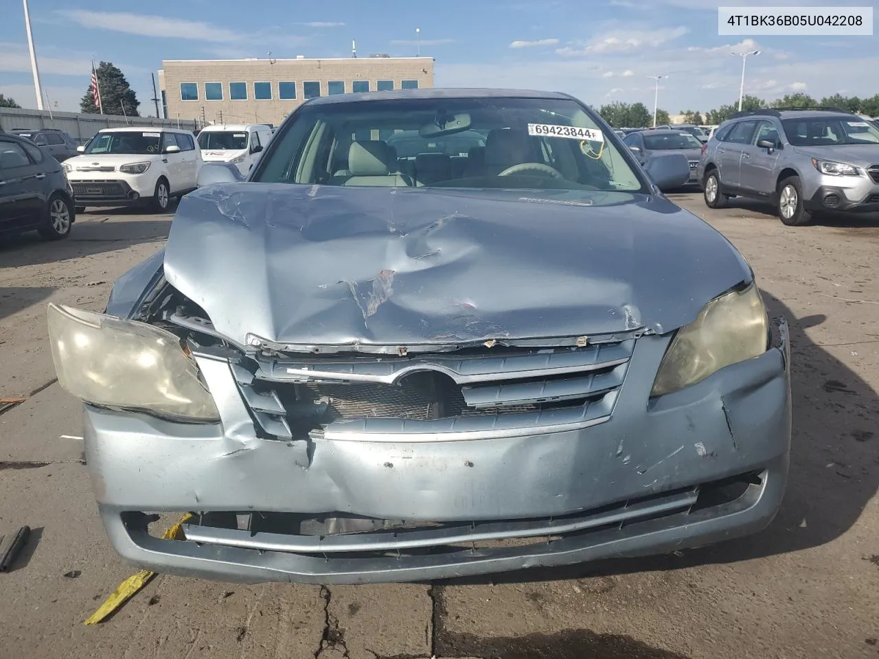 2005 Toyota Avalon Xl VIN: 4T1BK36B05U042208 Lot: 69423844