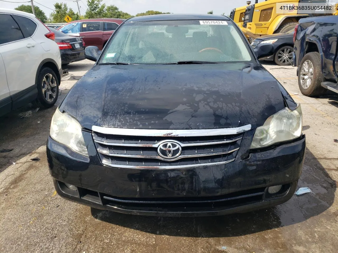 2005 Toyota Avalon Xl VIN: 4T1BK36B35U054482 Lot: 69570424