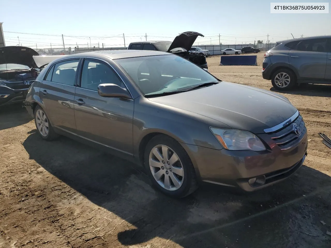 2005 Toyota Avalon Xl VIN: 4T1BK36B75U054923 Lot: 70615594