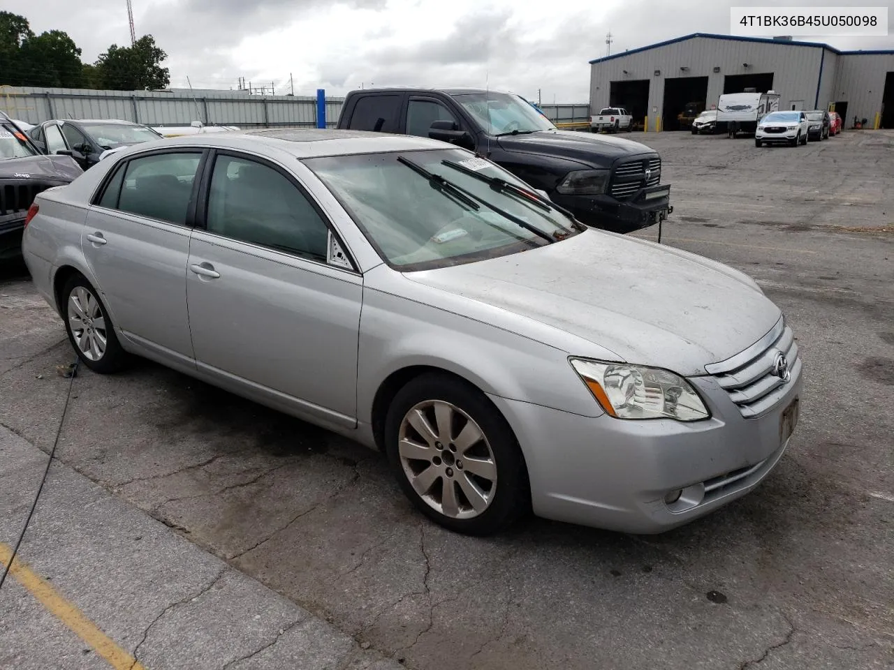 2005 Toyota Avalon Xl VIN: 4T1BK36B45U050098 Lot: 70718694