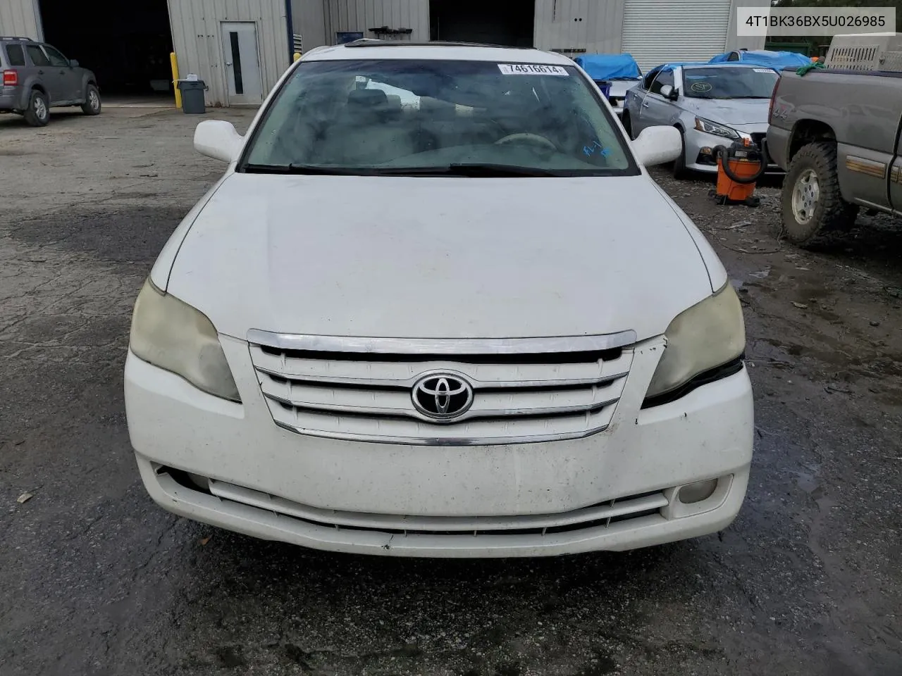 2005 Toyota Avalon Xl VIN: 4T1BK36BX5U026985 Lot: 74616614