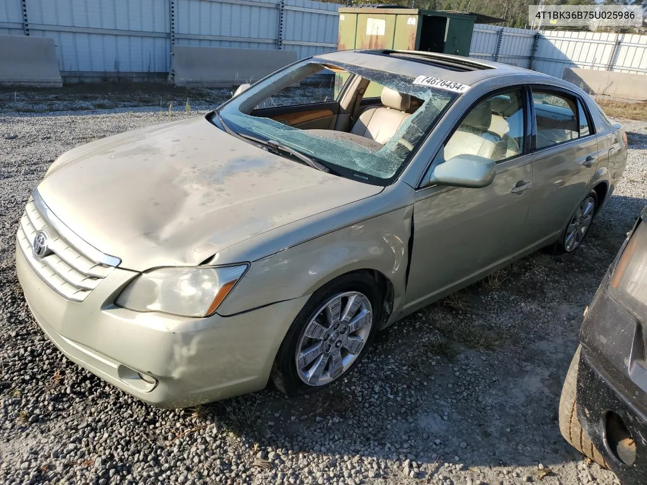 2005 Toyota Avalon Xl VIN: 4T1BK36B75U025986 Lot: 74676434