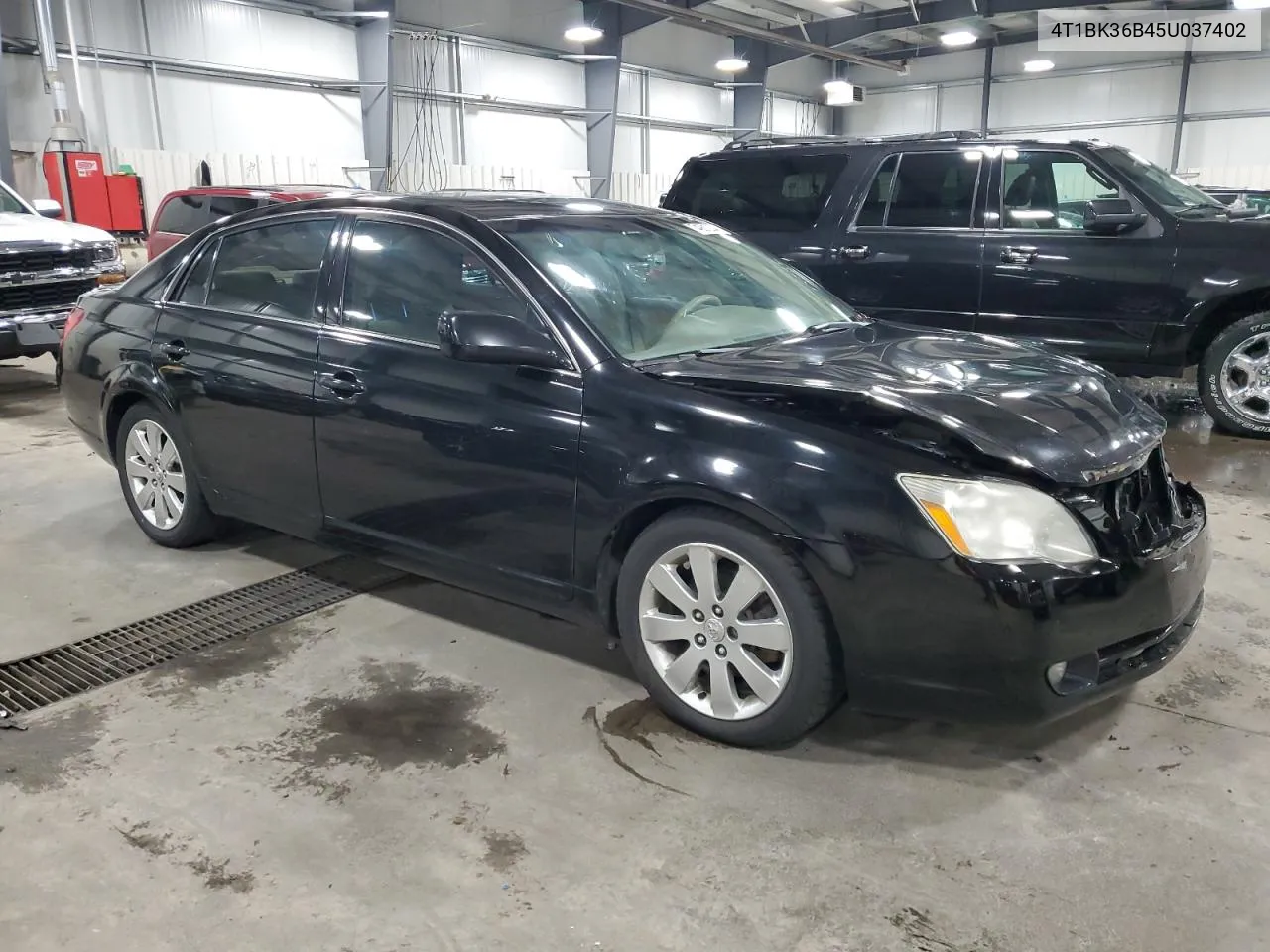 2005 Toyota Avalon Xl VIN: 4T1BK36B45U037402 Lot: 74981234