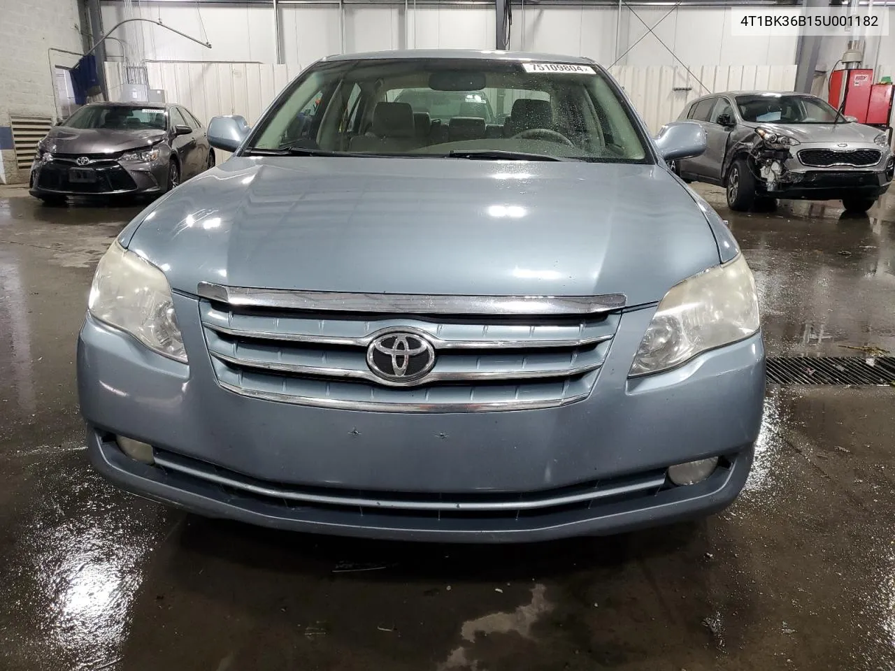 2005 Toyota Avalon Xl VIN: 4T1BK36B15U001182 Lot: 75109804