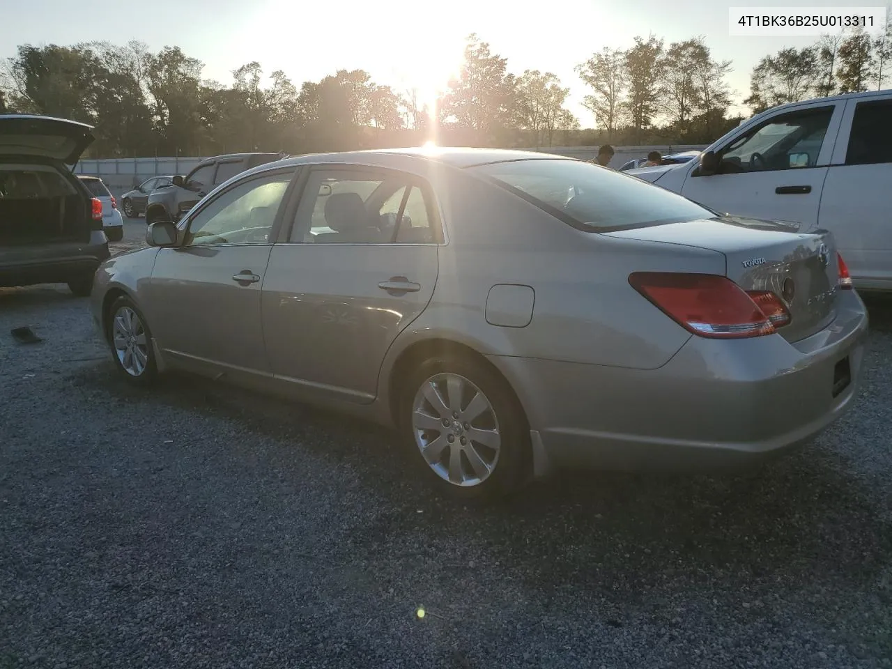 2005 Toyota Avalon Xl VIN: 4T1BK36B25U013311 Lot: 75281454