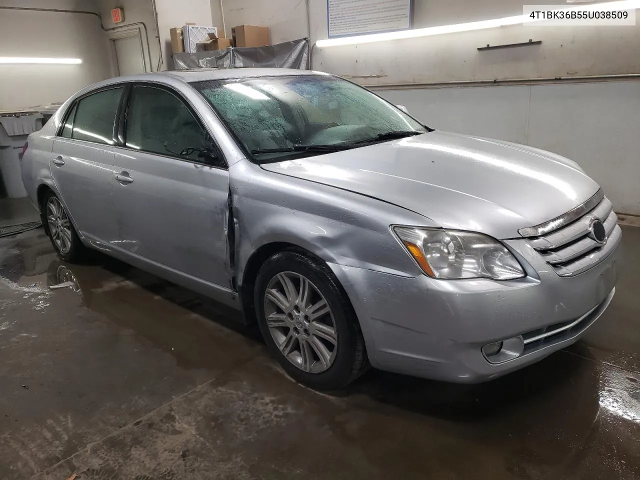 2005 Toyota Avalon Xl VIN: 4T1BK36B55U038509 Lot: 75294954