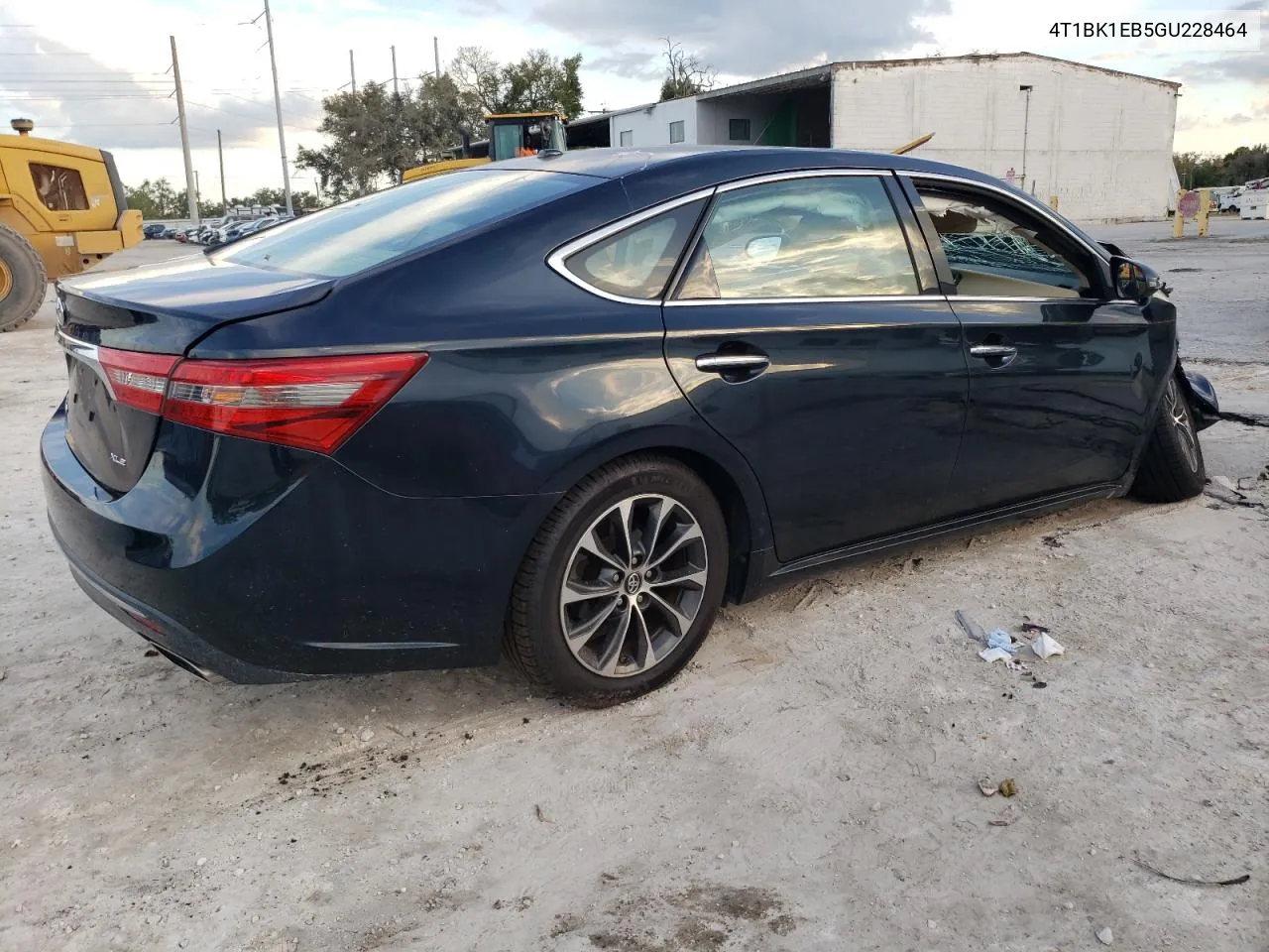 4T1BK1EB5GU228464 2016 Toyota Avalon Xle