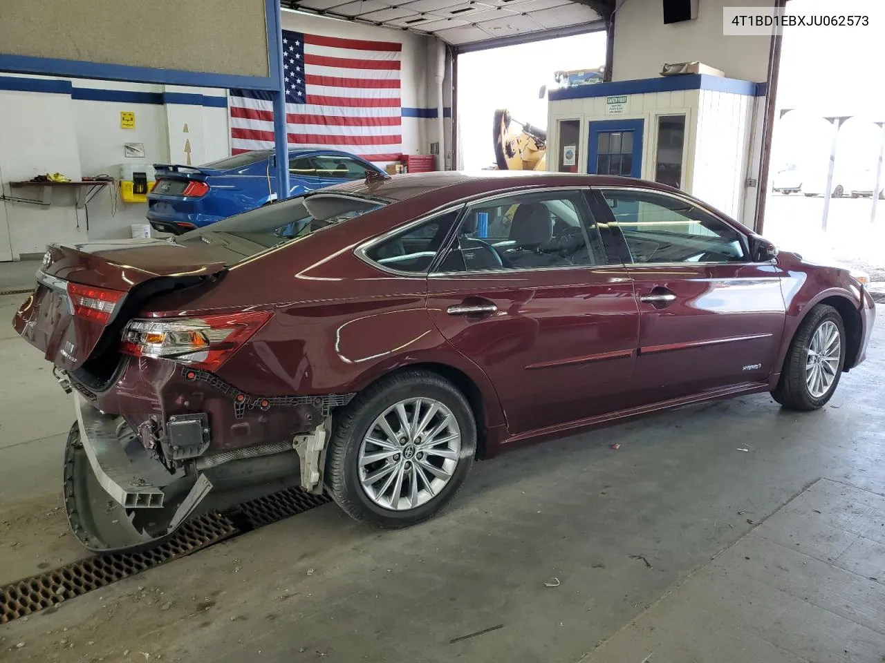 4T1BD1EBXJU062573 2018 Toyota Avalon Hybrid