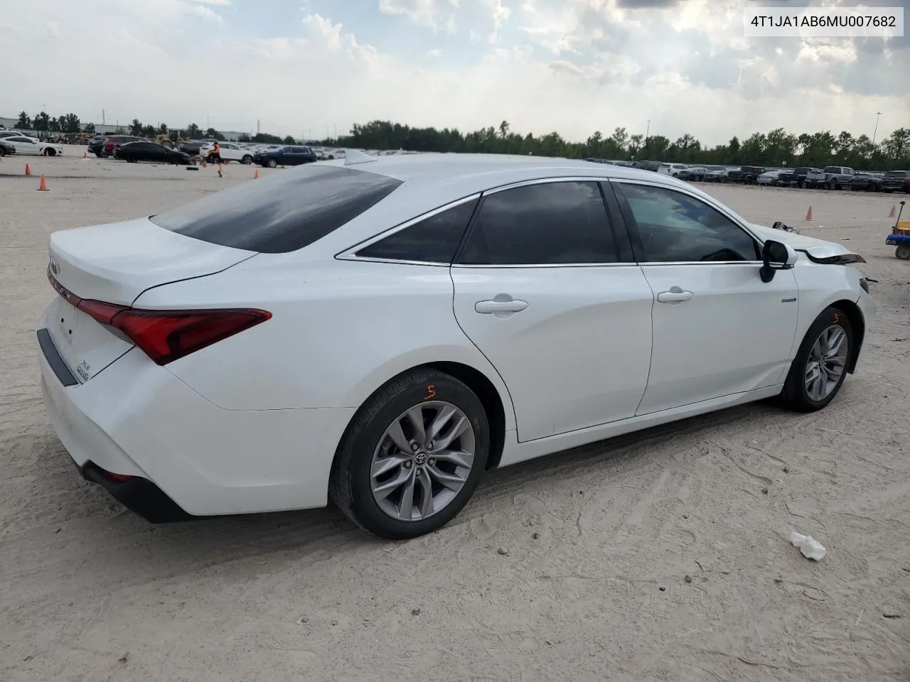 4T1JA1AB6MU007682 2021 Toyota Avalon Xle