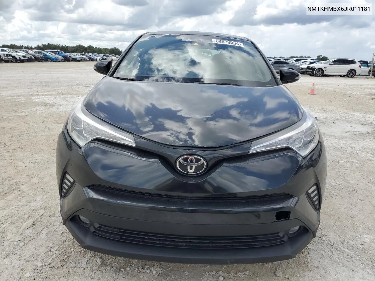 NMTKHMBX6JR011181 2018 Toyota C-Hr Xle