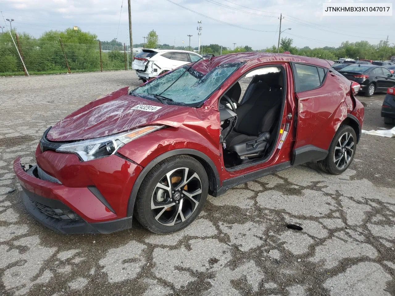 JTNKHMBX3K1047017 2019 Toyota C-Hr Xle