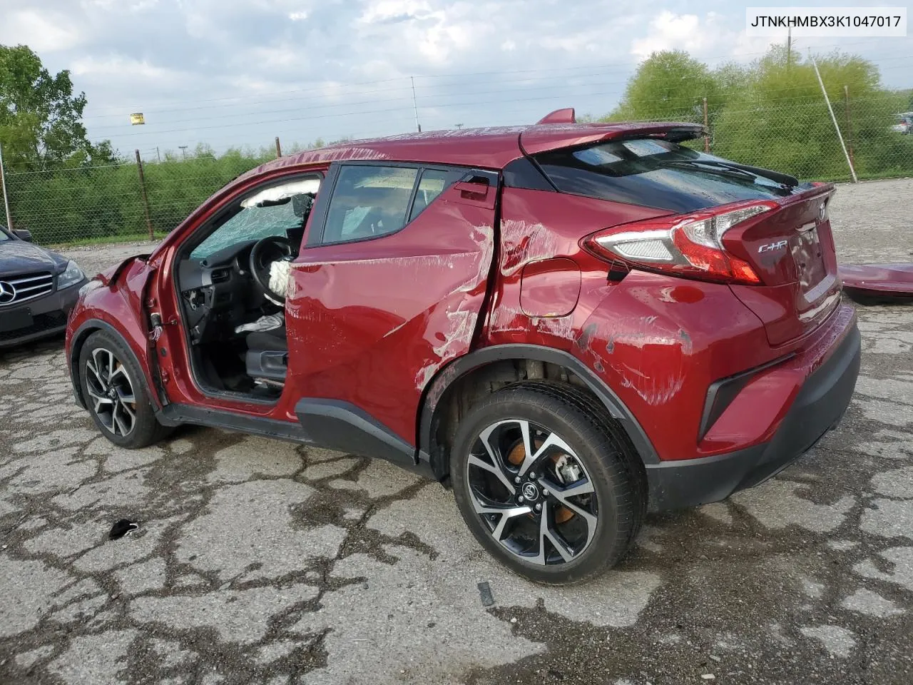 JTNKHMBX3K1047017 2019 Toyota C-Hr Xle