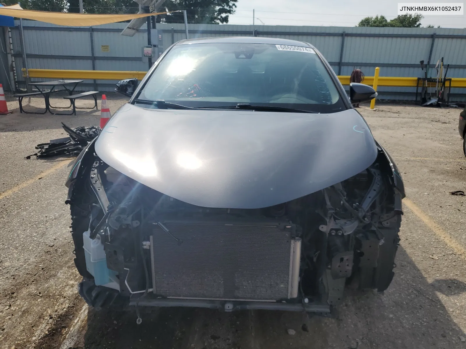 JTNKHMBX6K1052437 2019 Toyota C-Hr Xle