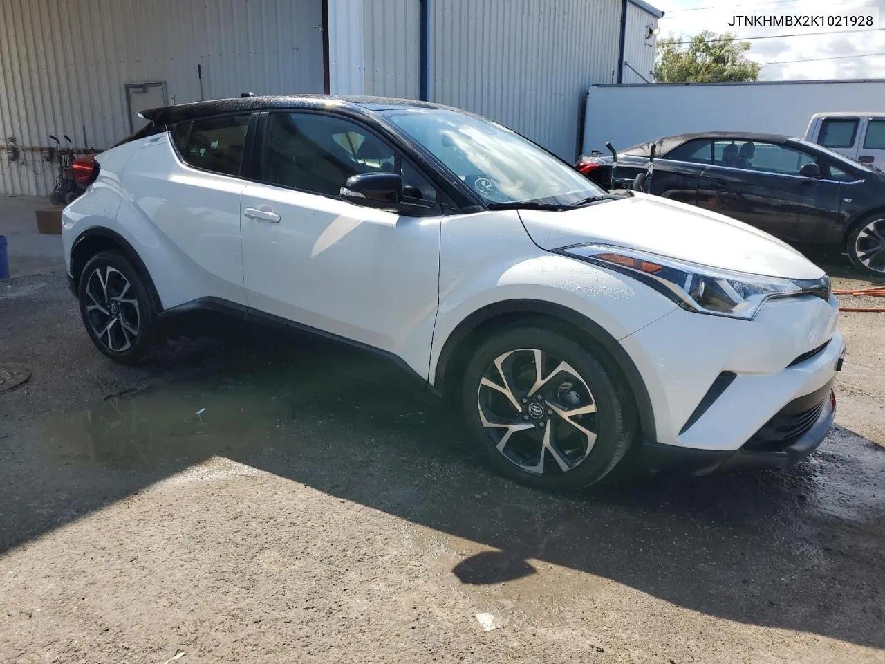 JTNKHMBX2K1021928 2019 Toyota C-Hr Xle