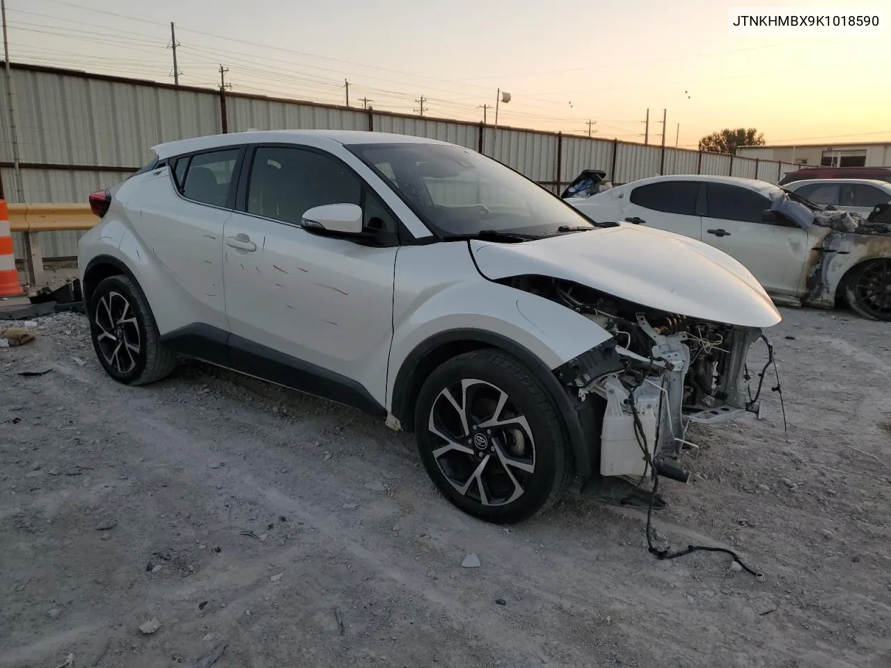 JTNKHMBX9K1018590 2019 Toyota C-Hr Xle